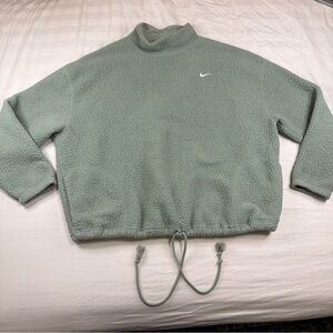 Nike Womens XL Therma Fit Fleece Pullover Sage Green Sherpa Top